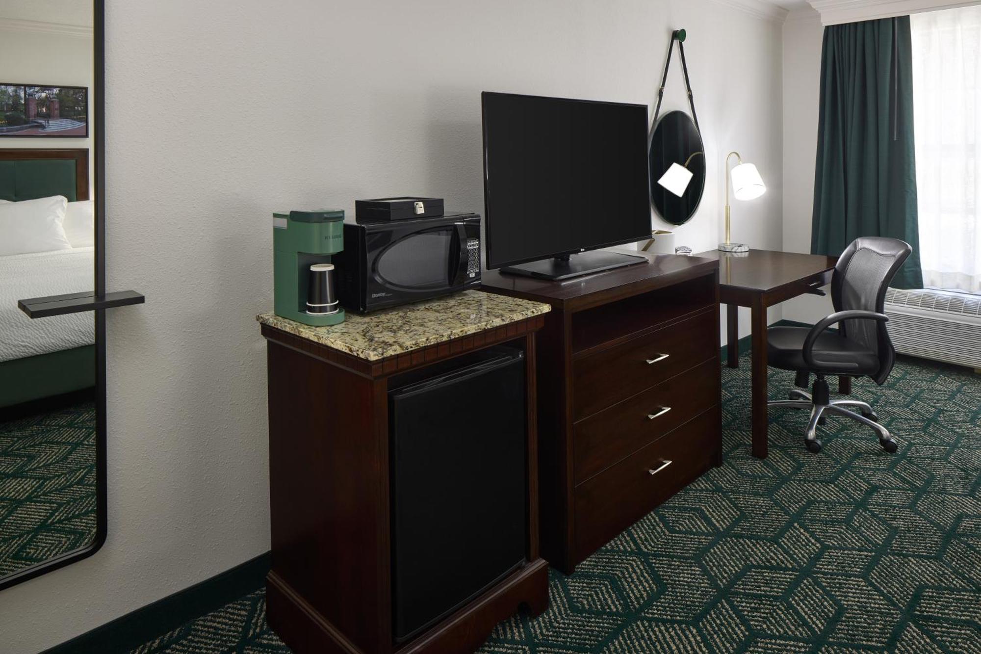 Ohio University Inn And Conference Center Athens Esterno foto