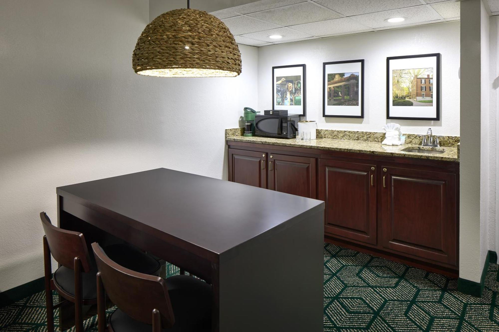 Ohio University Inn And Conference Center Athens Esterno foto